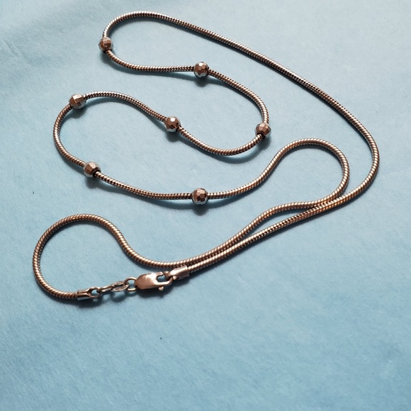 18 inch Silver necklace - Picture 4 of 8